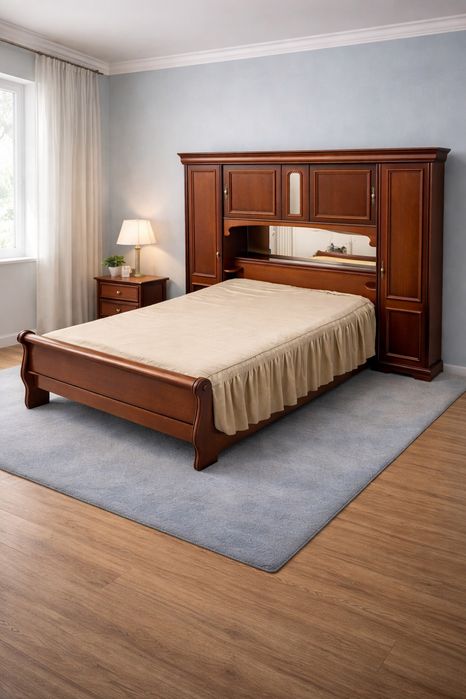 Cama de Casal Clássica em Madeira Tom Cerejeira + Estrado