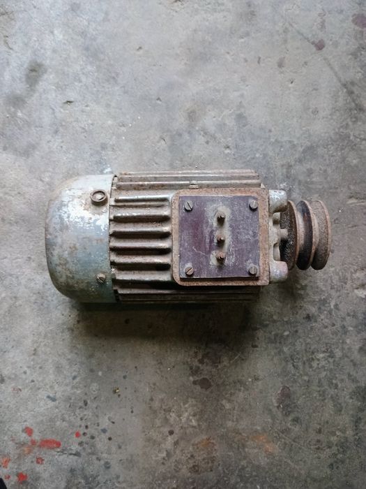 Silnik elektryczny 0,8kw