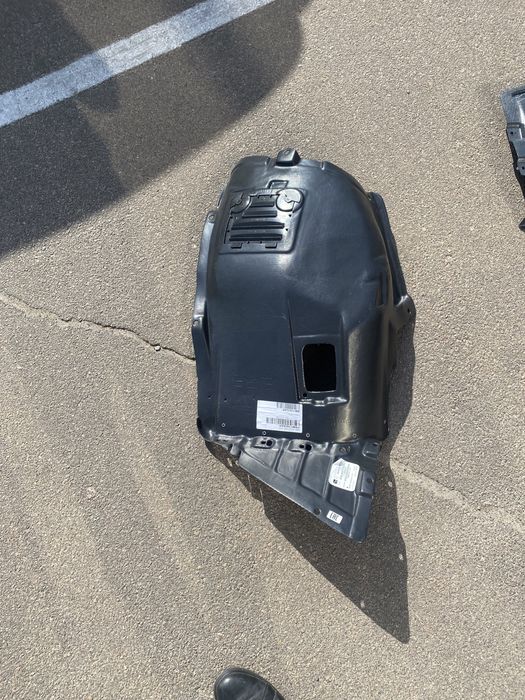 Підкрилок БМВ f10 Ф11 f30 f34 ф30 ф34 подкрылок Bmw е90 e60 e91 e61 e70 e71 Разборка