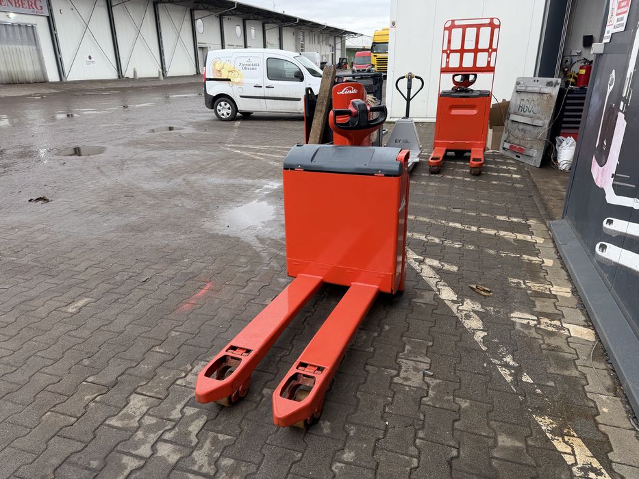 Paleciak elektryczny Linde T 16 na samochód wózek Linde 1600 kg