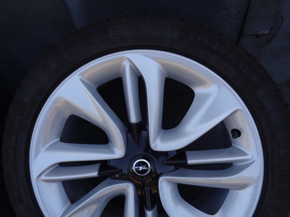 Oryginalne alufelgi Opel 17 cali 4x100 Corsa Astra Meriva, opony 7,5mm