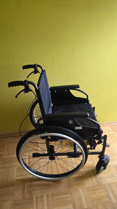 Wozek inwalidzki