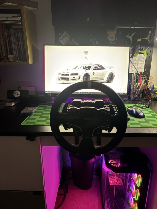 Moza r5 simracing wraz ze sprzęgłem , ręcznym i skrzynią biegów