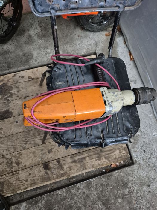 Электродрель советская