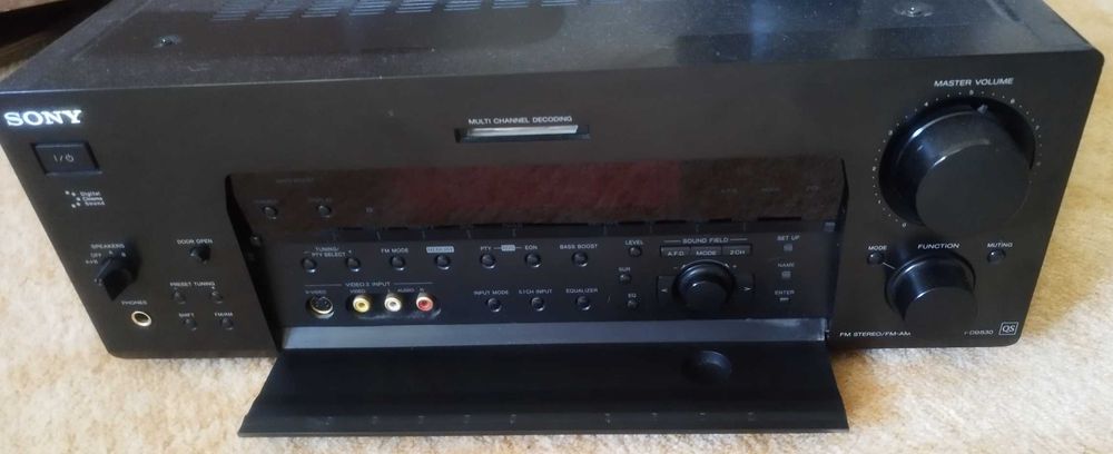 Amplituner Sony STR-DB830