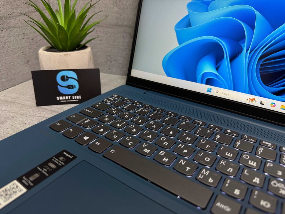 Стильний ноутбук Lenovo IdeaPad 5 15IIL05/i5-1035G1/15.6/256 ssd/8ddr4