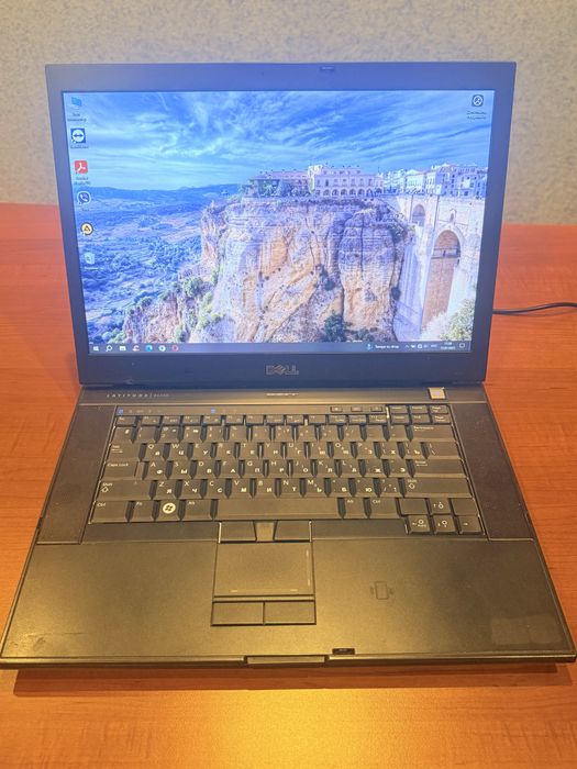 Ноутбук Dell Latitude