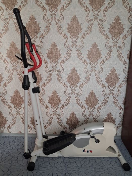 Продам орбитрек.