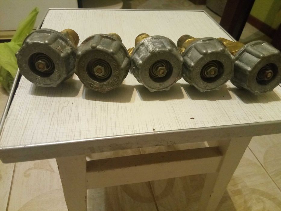 Вентиль для кисневого балона  ВК-86