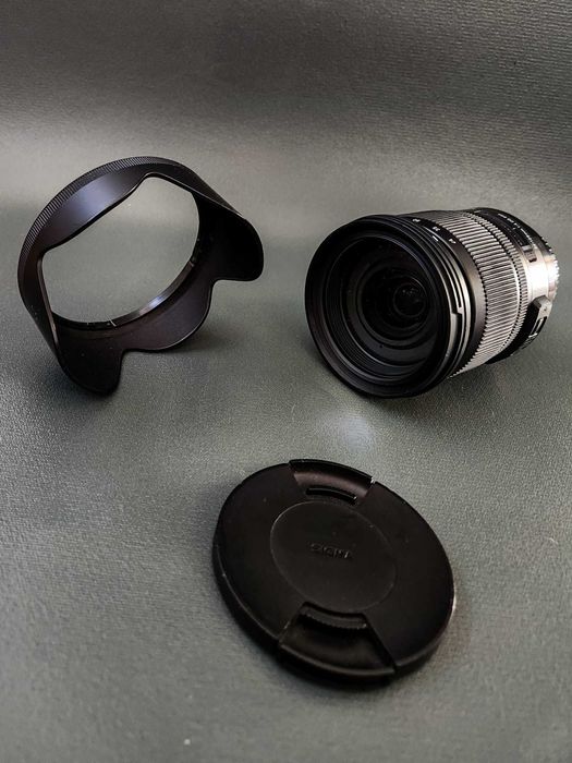 Sigma - 24-105mm F4 DG OS HSM | Art