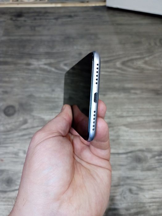 Телефон Ксіомі Редмі S2