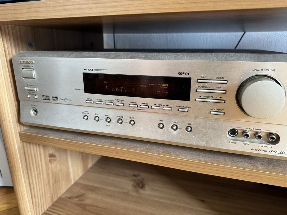 Amplituner Onkyo TX-SR500E