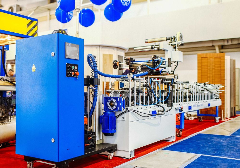 Ламінуючий  станок для окутування МДФ профілів PUR-300 (PUR-460)