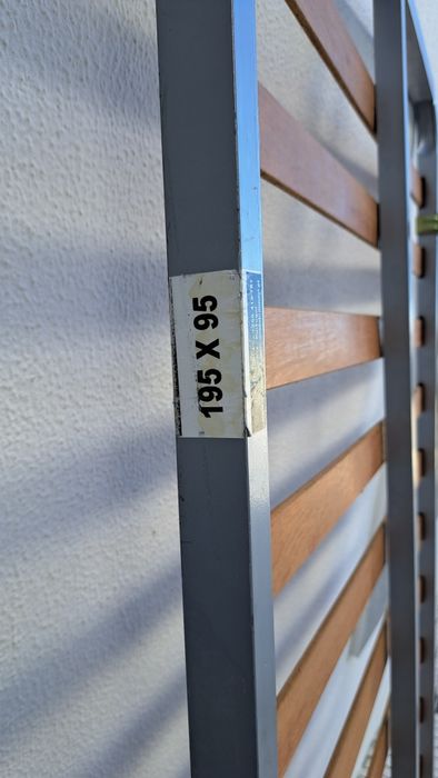 Colchão 90x190x20 com base cama estrado