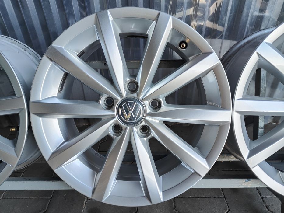 Oryginalne Felgi aluminiowe VW Golf 6.5x16'' 5x112 ET46