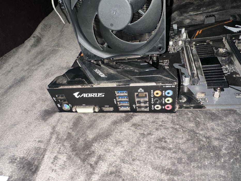 Gigabyte B450 Aorus Elite