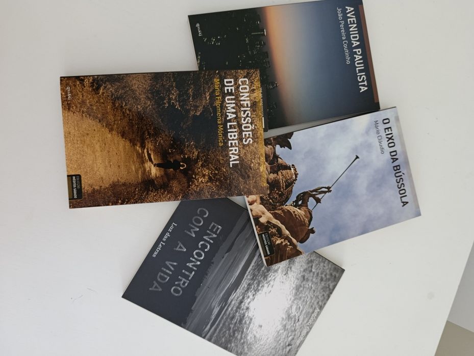 4 Livros vendidos em conjunto