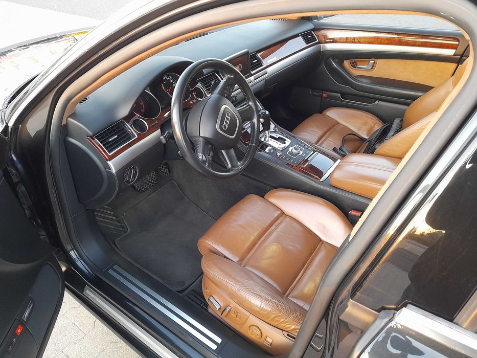 Audi A8 6.0 W12
