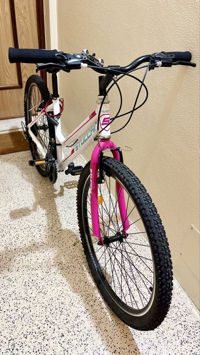 Nova! Bicicleta de alumínio! Com acessórios! *Entrego