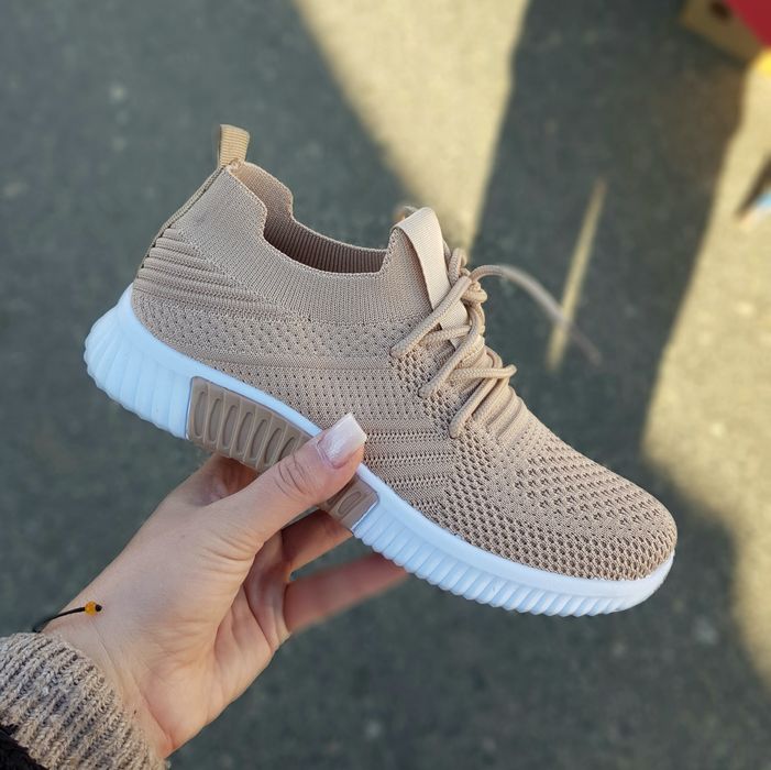 Sneakersy siateczkowe