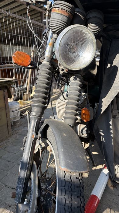 Motor MZ 150 do odnowienia