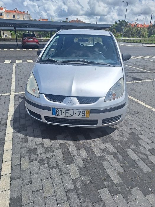 MITSUBISHI colt 1.1 ano 2008 5 portas