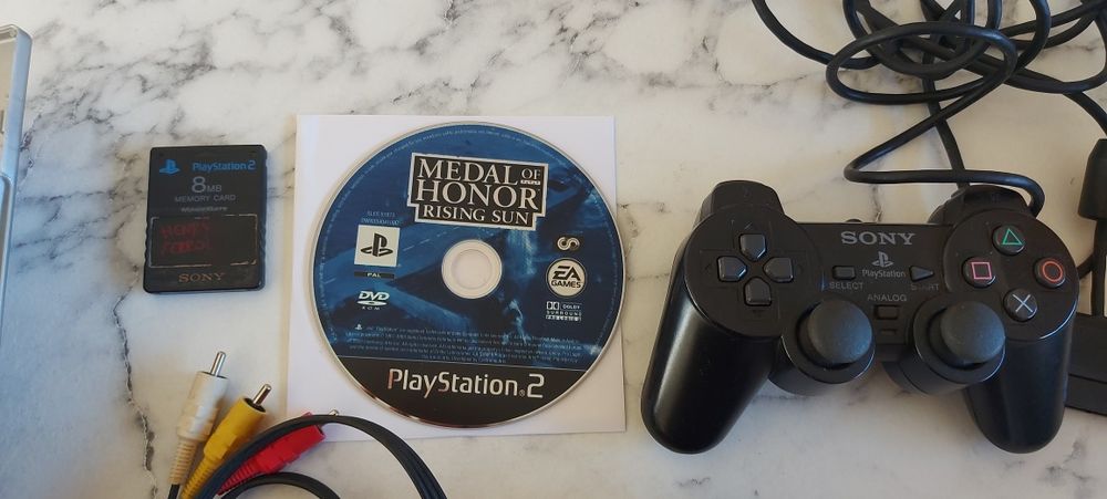 PS2 Slim e acessórios extras