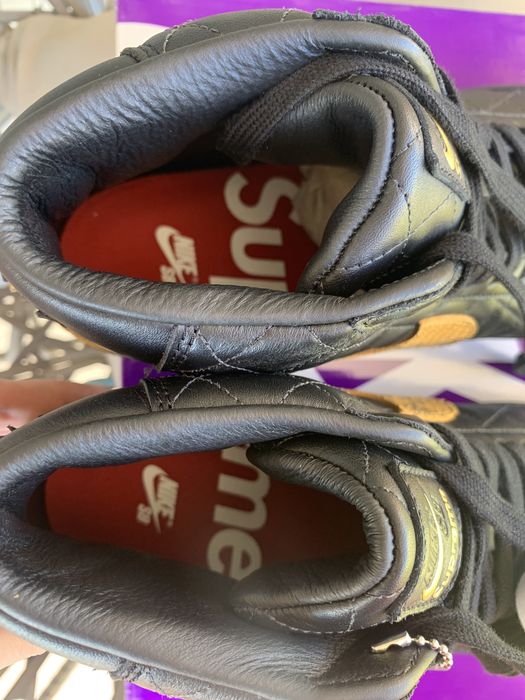 Nike Supreme Blaser SE