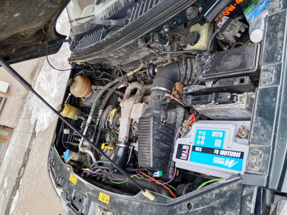 Land Rover Frilender 1   2000p