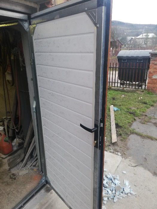 Brama garażowa , bramy pod wymiar