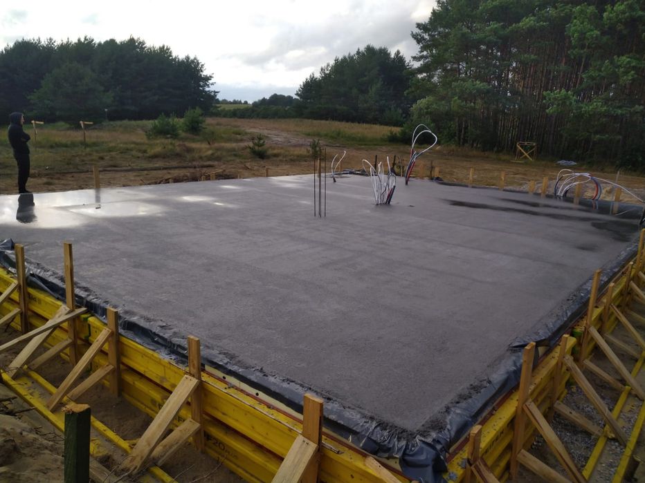 Budowa domu stan surowy otwarty