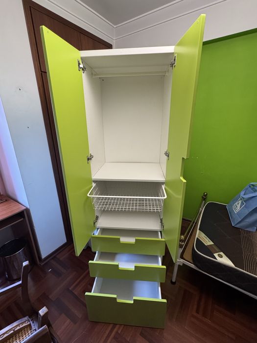 Roupeiro individual verde