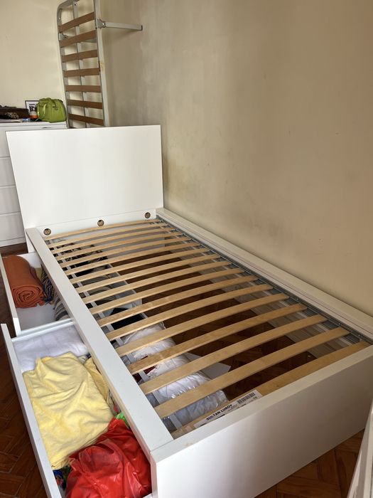 Cama Solteiro IKEA MALM (branca) com 2 Gavetas + Estrado - 90x200 cm - como novo