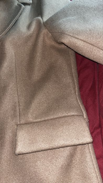 Пальто жіноче розмір L