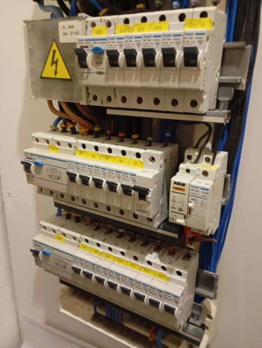Electricista geral  reparações e  instalações..
