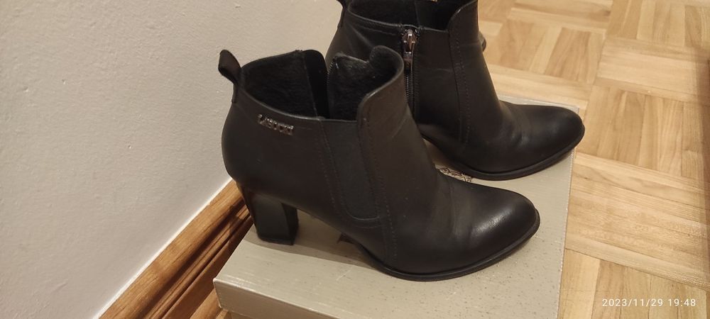 Botki skórzane Lasocki