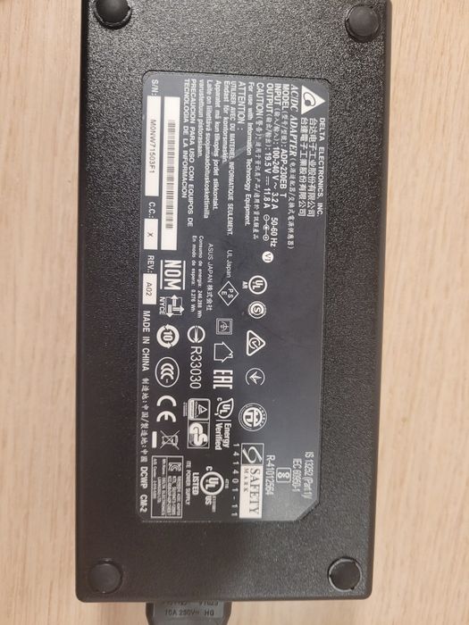 Asus gl702v i7 gtx 1070