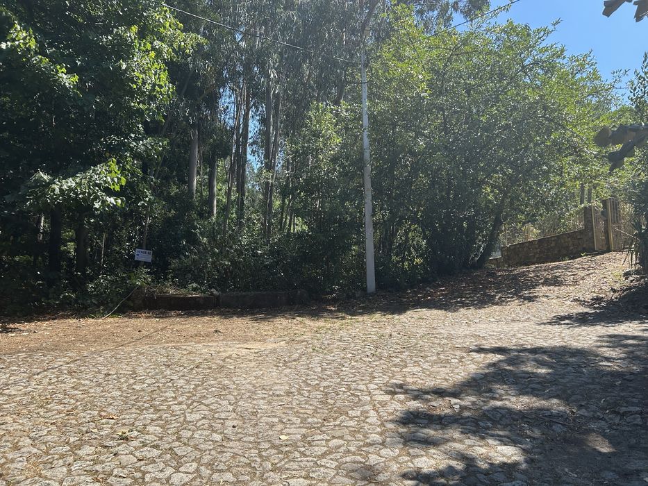 5 Terrenos à Venda em Vilar de Mouros, Caminha — 5.500 m²
