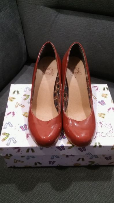 Eleganckie czółenka, szpilki, buty damskie
