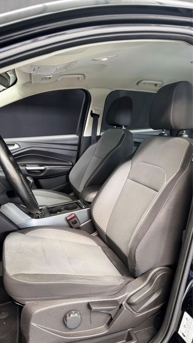 Ford Kuga 120 CV Diesel Ano 2017 ( SUV NACIONAL )