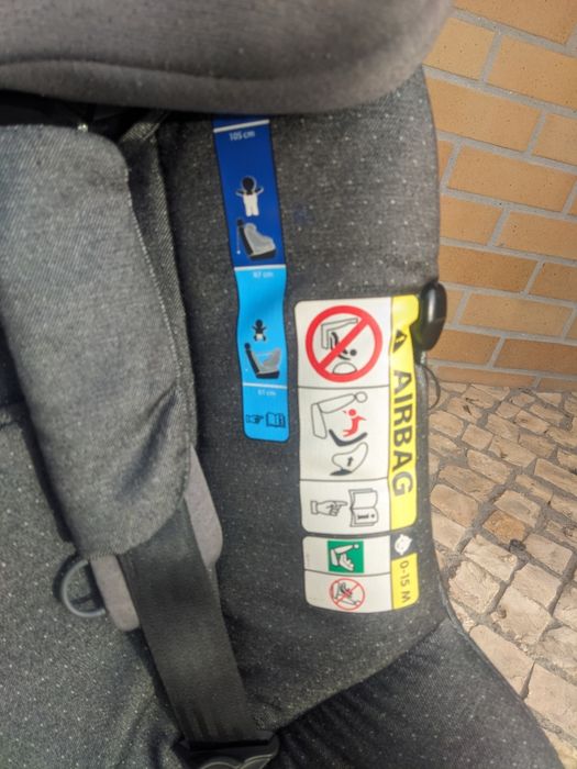 Cadeira Auto , com base rotativa, isofix, dos 0 aos 19 kg