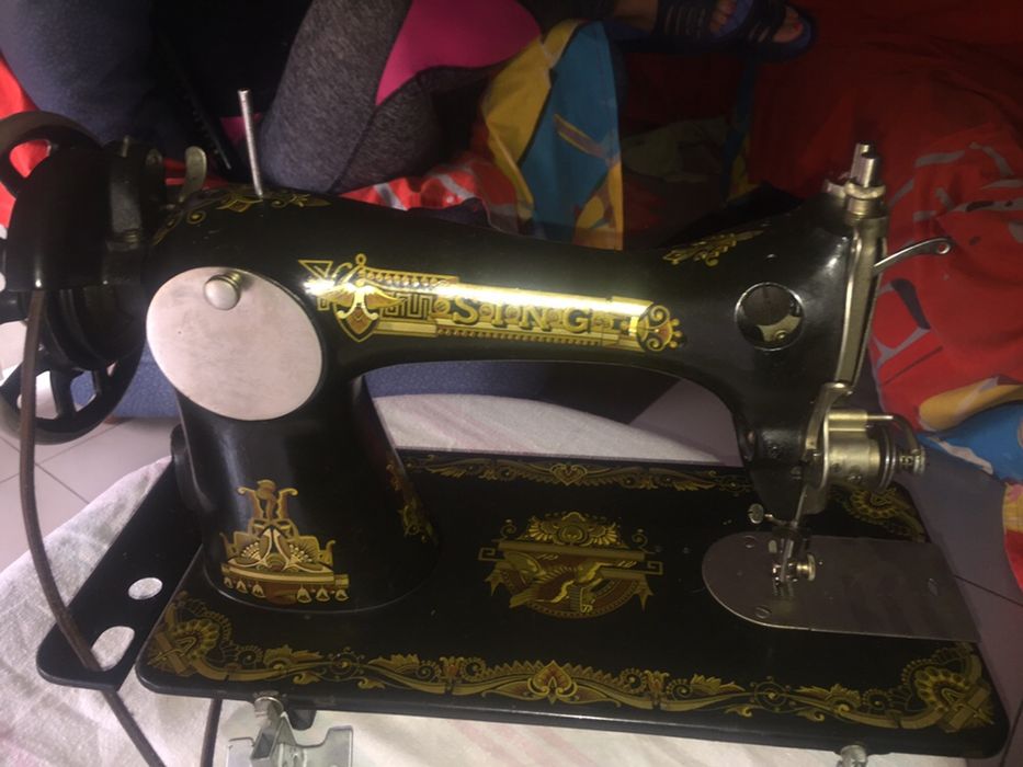 Maquina de custura singer