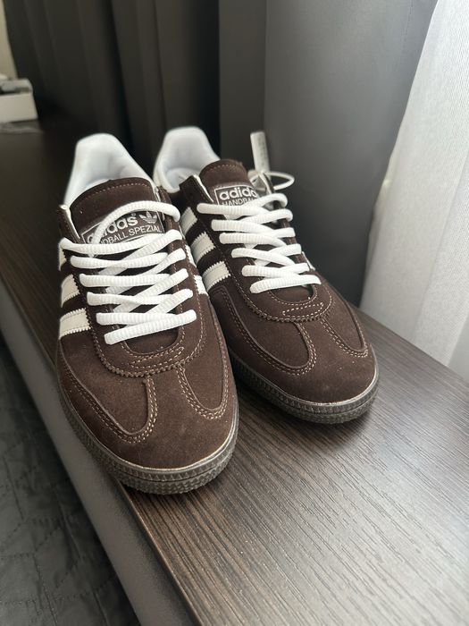 Кеди adidas spezial