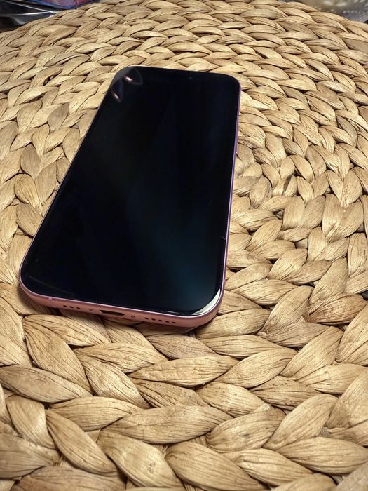 Iphone 16 256GB różowy
