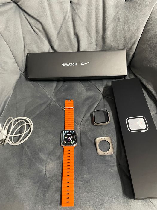 Apple Watch Series 6 (GPS + Cellular) Nike 44mm