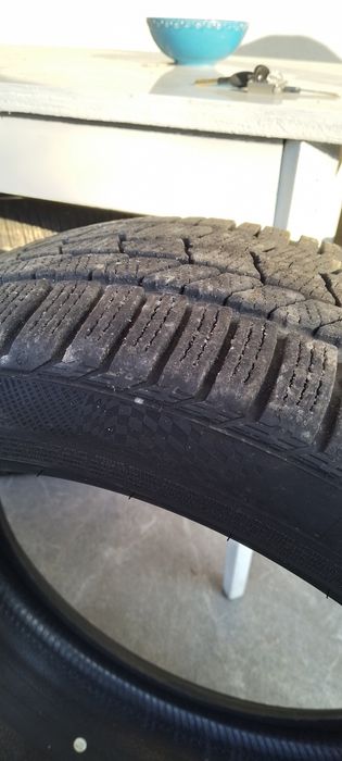 Ризина зима continital 245/40/R20