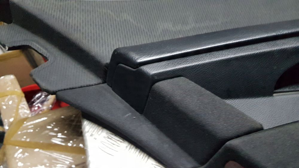 Mercedes W211 Boczek Tapicerka Lewy tył
