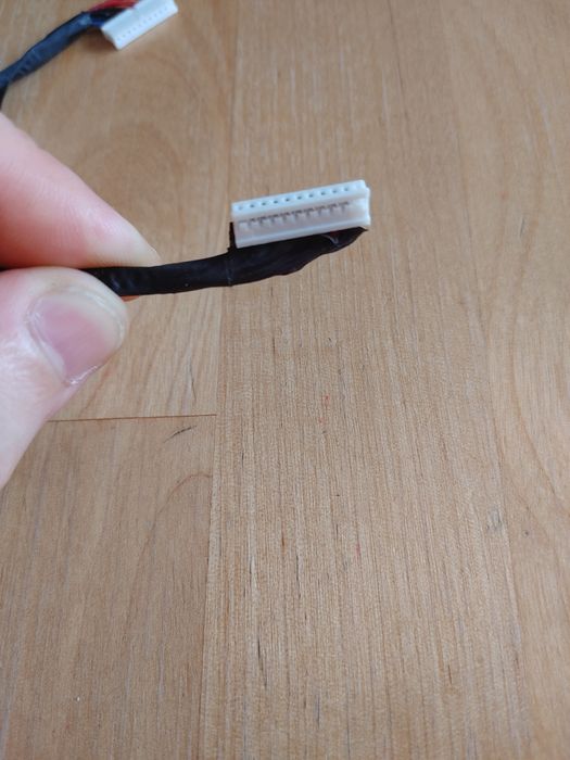 Aleinware 17 R1 R2 R3 gniazdko ładowania