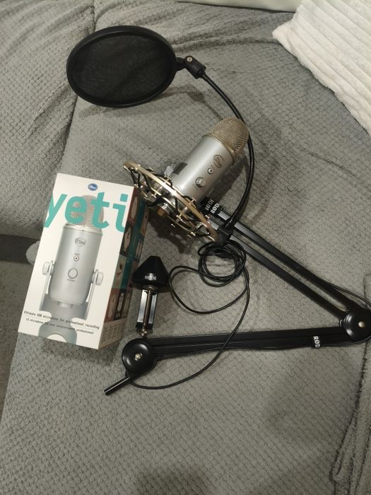 Microfone Blue Yeti + Braço Rode