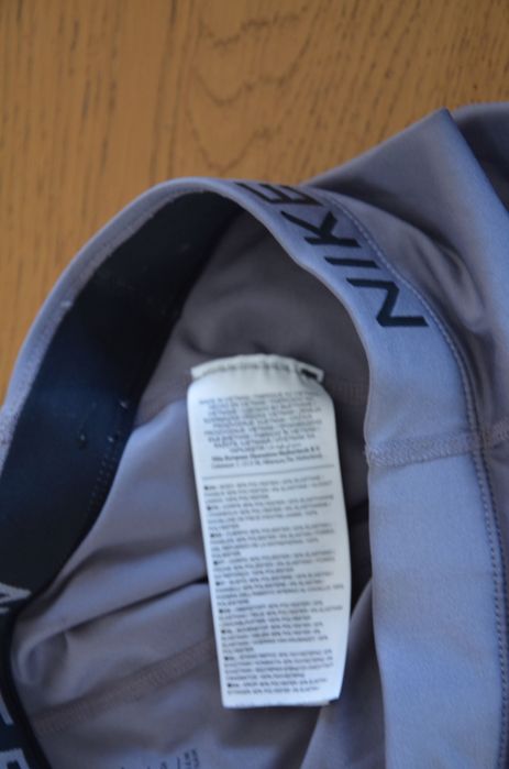 leginsy/getry Nike pro r. s szare